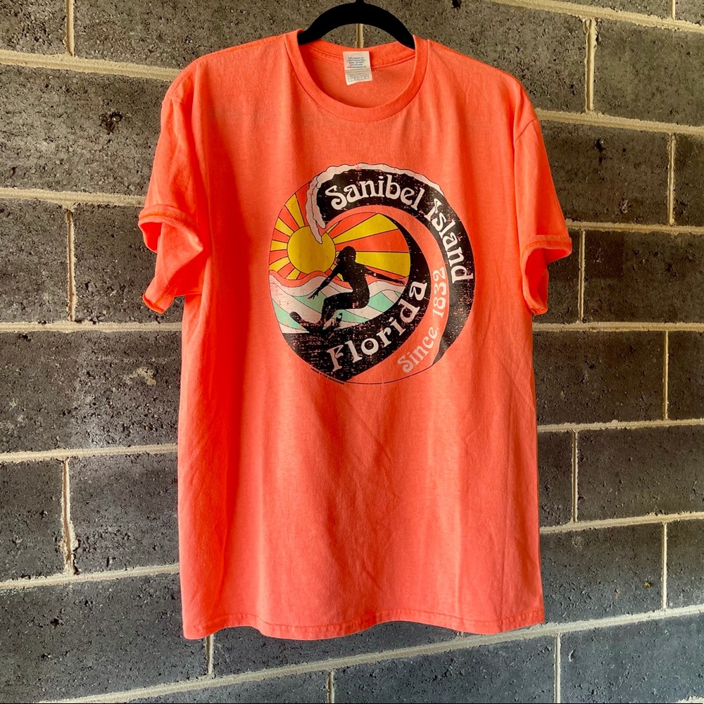 Delta - Large - Pink Orange - Florida Graphic Tee